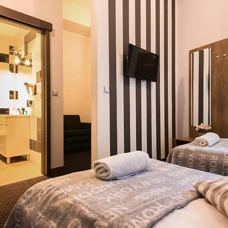 Boogie Aparthouse Old Town 3*