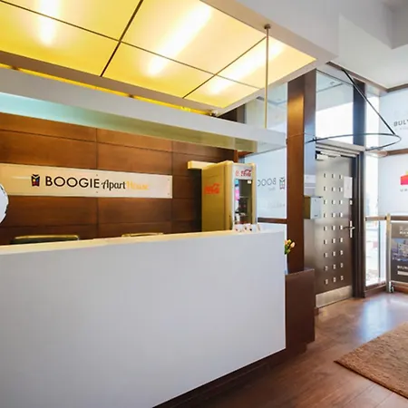 Boogie Aparthouse Old Town Aparthotel 3*