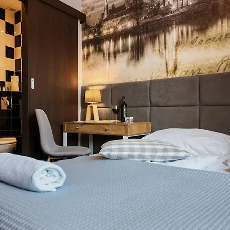 Boogie Aparthouse Old Town 3*