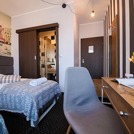 Boogie Aparthouse Old Town Aparthotel 3*
