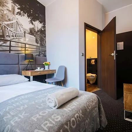 Boogie Aparthouse Old Town 3*