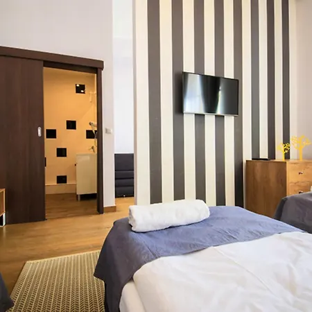 Boogie Aparthouse Old Town 3*