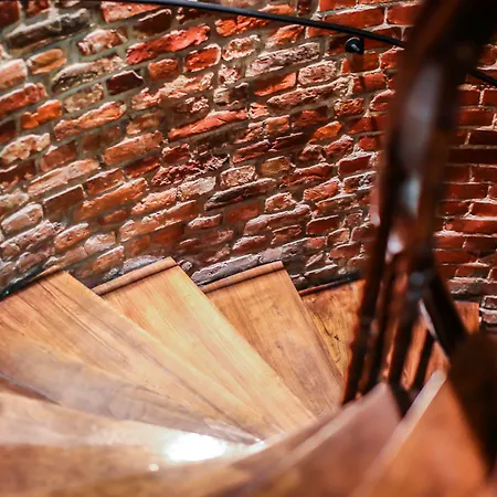 Boogie Aparthouse Old Town Apart-hotel 3*