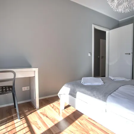 Boogie Aparthouse Old Town 3*