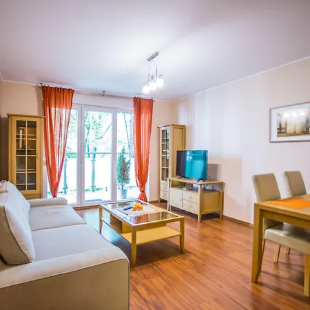 Boogie Aparthouse Old Town מלון דירות