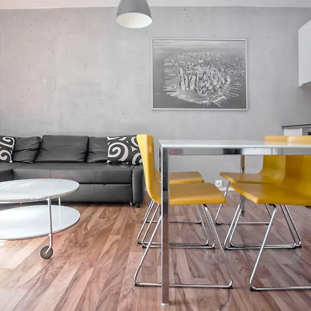 Boogie Aparthouse Old Town מלון דירות